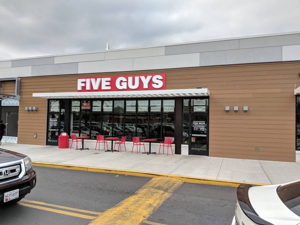 Five Guys | meal takeaway | 3500 East-West Hwy, Hyattsville, MD 20782, USA | 3019559160 OR +1 301-955-9160