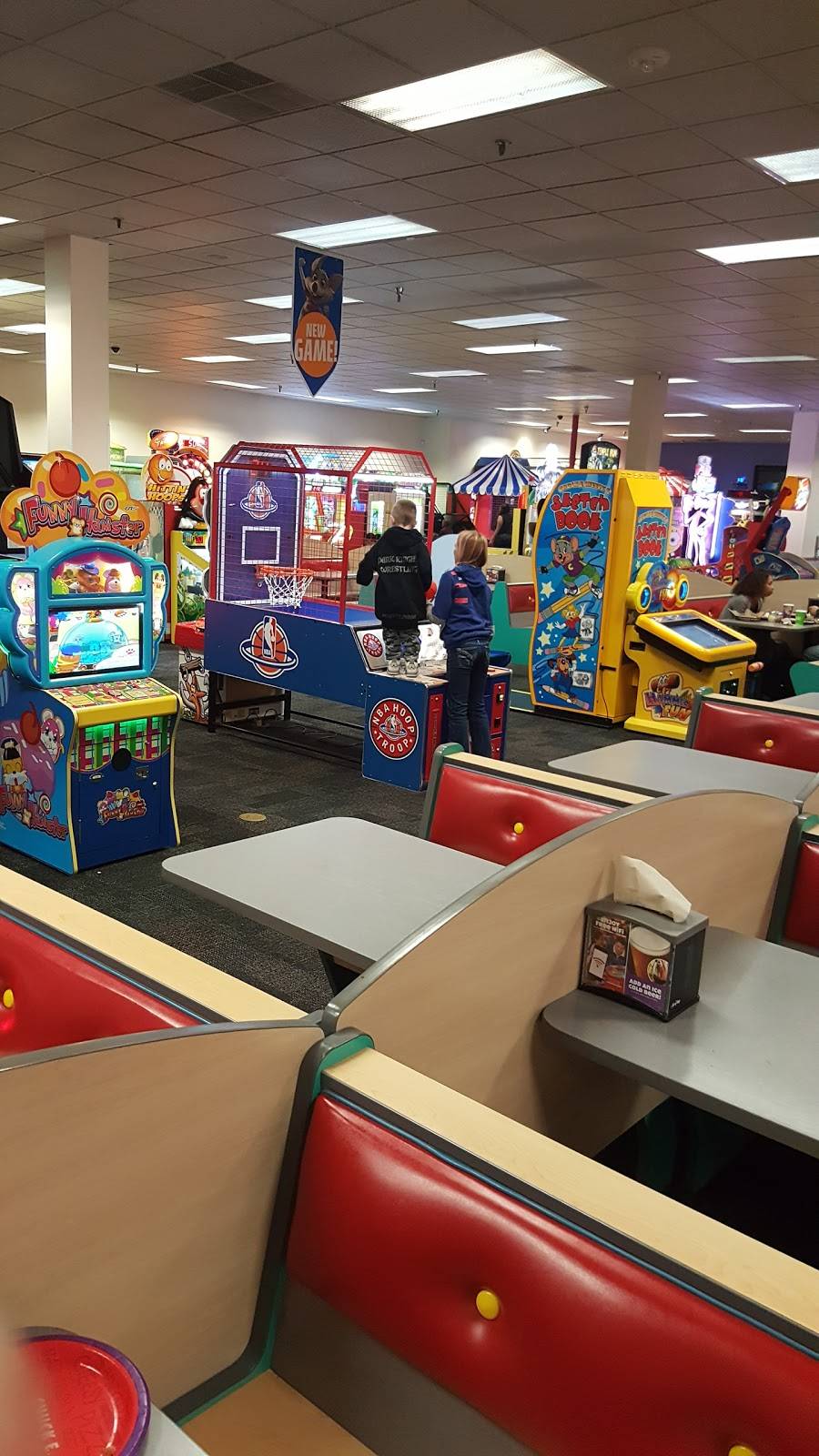 Chuck E. Cheese | restaurant | 2699 Lishelle Pl, Virginia Beach, VA 23452, USA | 7574680181 OR +1 757-468-0181