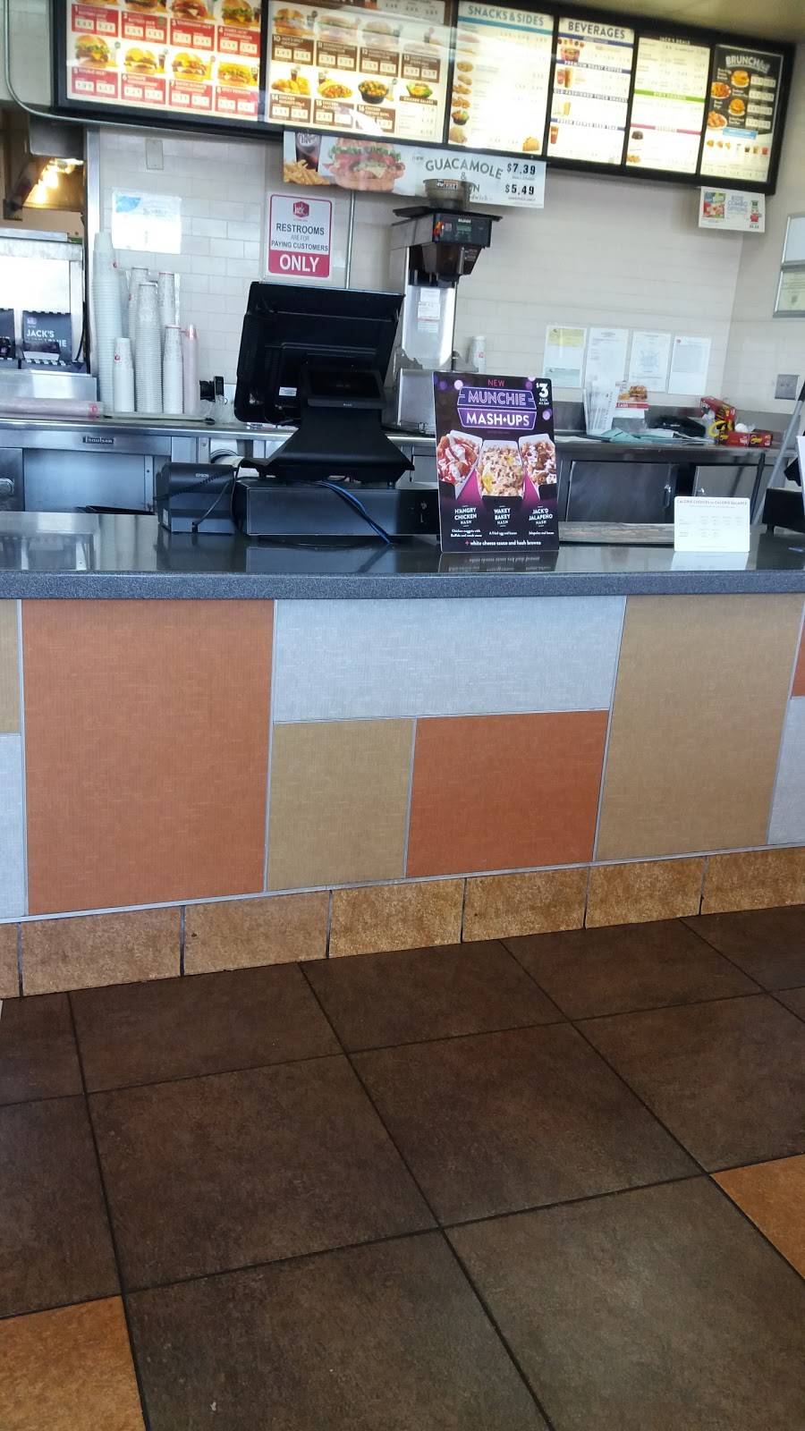 Jack in the Box | restaurant | 1610 Lewis Brown Dr, Vallejo, CA 94589, USA | 7075528307 OR +1 707-552-8307