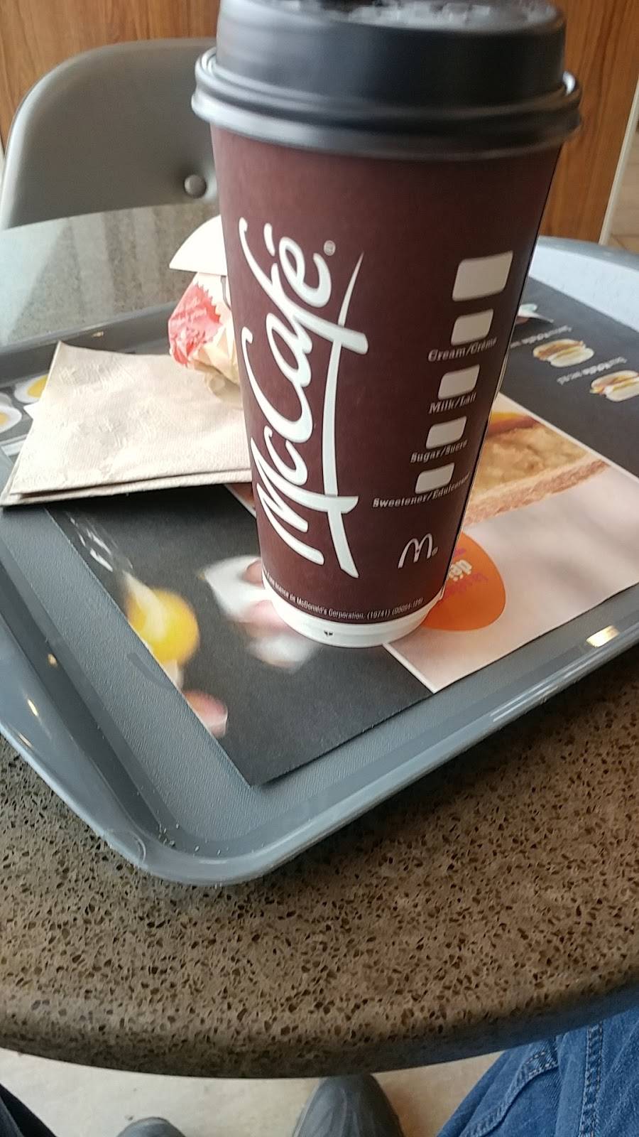 McDonalds | cafe | 674 Boulevard Saint-Jean-Baptiste, Mercier, QC J6R 2A3, Canada | 4506926219 OR +1 450-692-6219