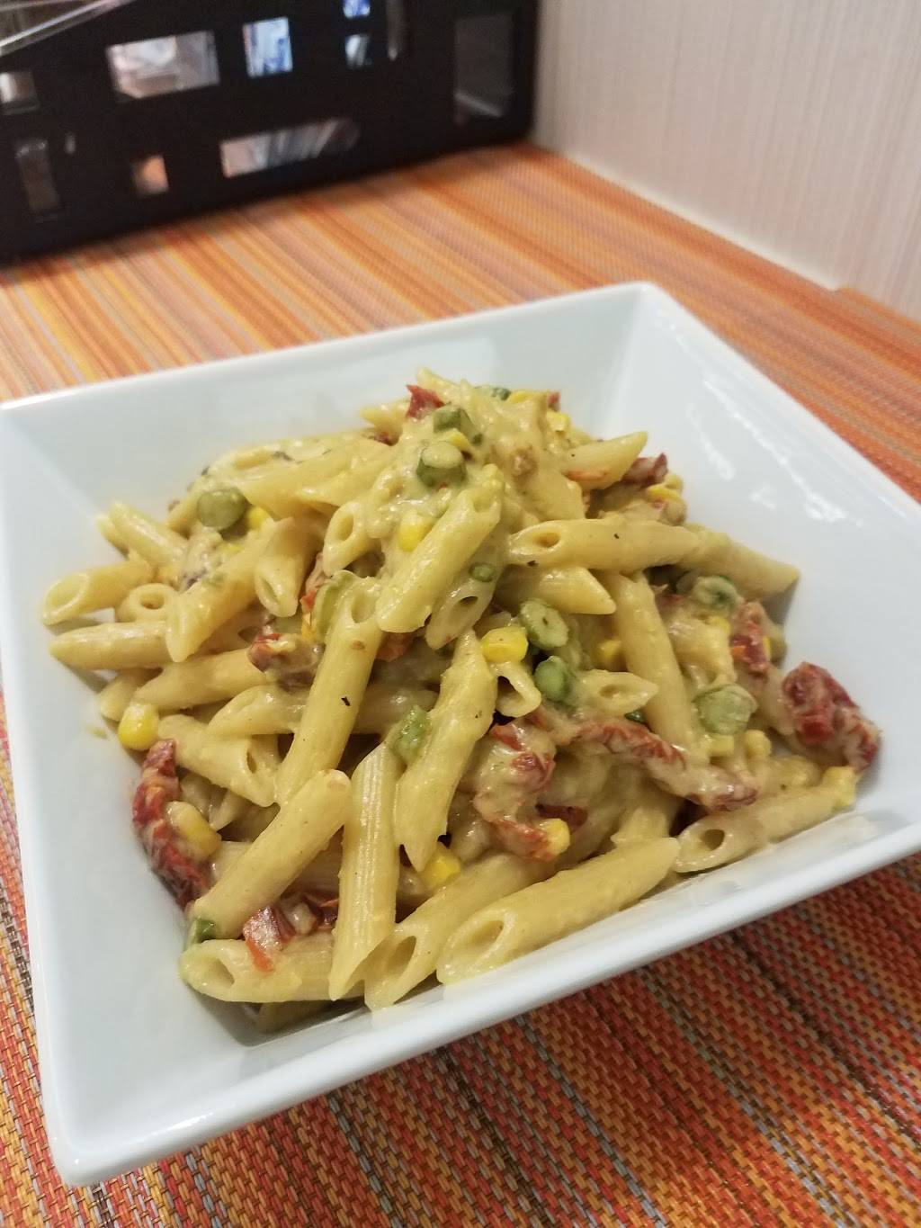 Forty Carrots | restaurant | 10250 Santa Monica Blvd, Los Angeles, CA 90067, USA | 3107727178 OR +1 310-772-7178