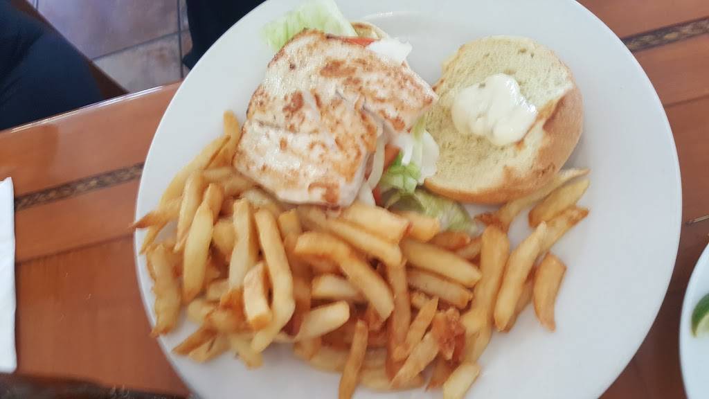 Cayo Esquivel Seafood Hialeah | restaurant | 11890 NW 87th Ct #1, Hialeah Gardens, FL 33018, USA | 3058250505 OR +1 305-825-0505