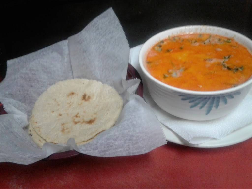 Sams | restaurant | 106 School St, Yonkers, NY 10701, USA | 9149662015 OR +1 914-966-2015