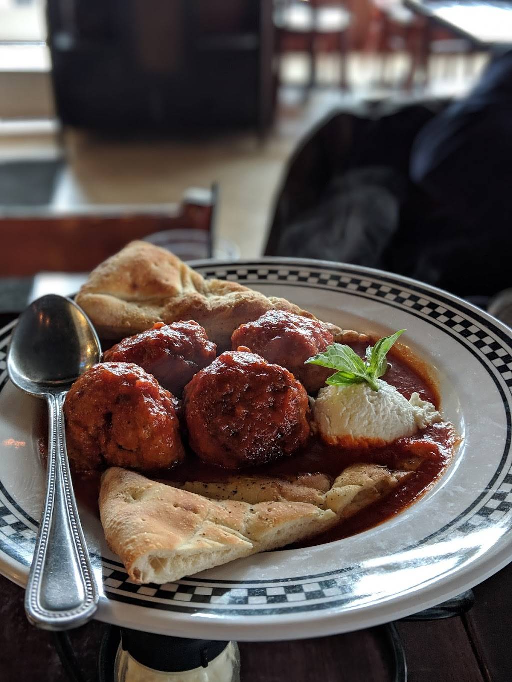 Anthonys Coal Fired Pizza | meal takeaway | 1810 Settlers Ridge Center Dr, Pittsburgh, PA 15205, USA | 4127873434 OR +1 412-787-3434