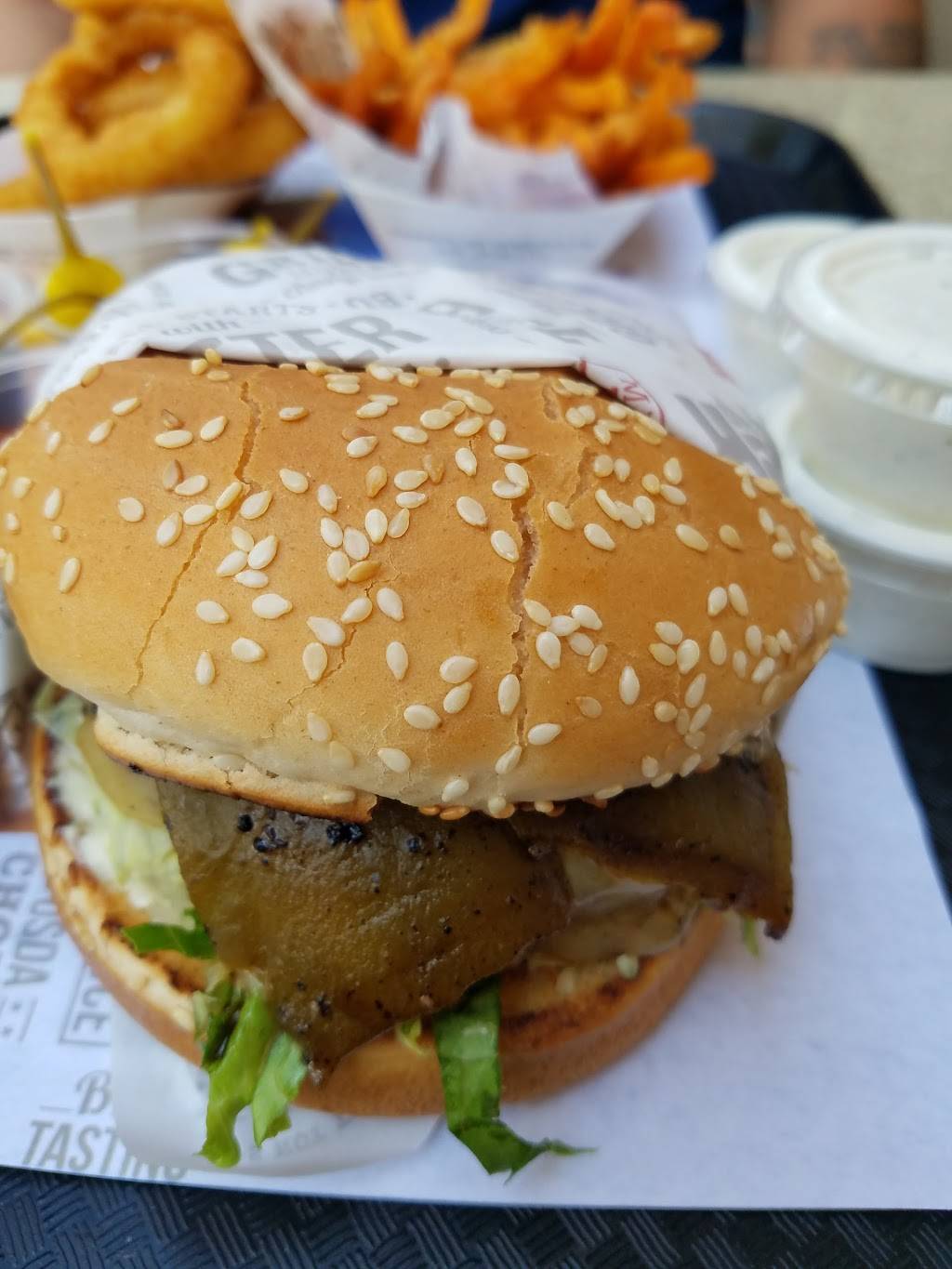 The Habit Burger Grill | meal takeaway | 2777 N Main St, Santa Ana, CA 92705, USA | 7145501201 OR +1 714-550-1201