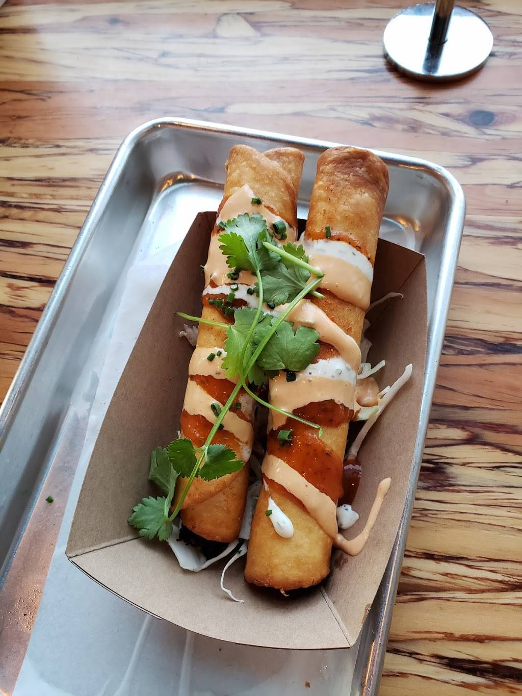 Slapfish | restaurant | 3320 Digital Dr, Lehi, UT 84043, USA | 3854554110 OR +1 385-455-4110