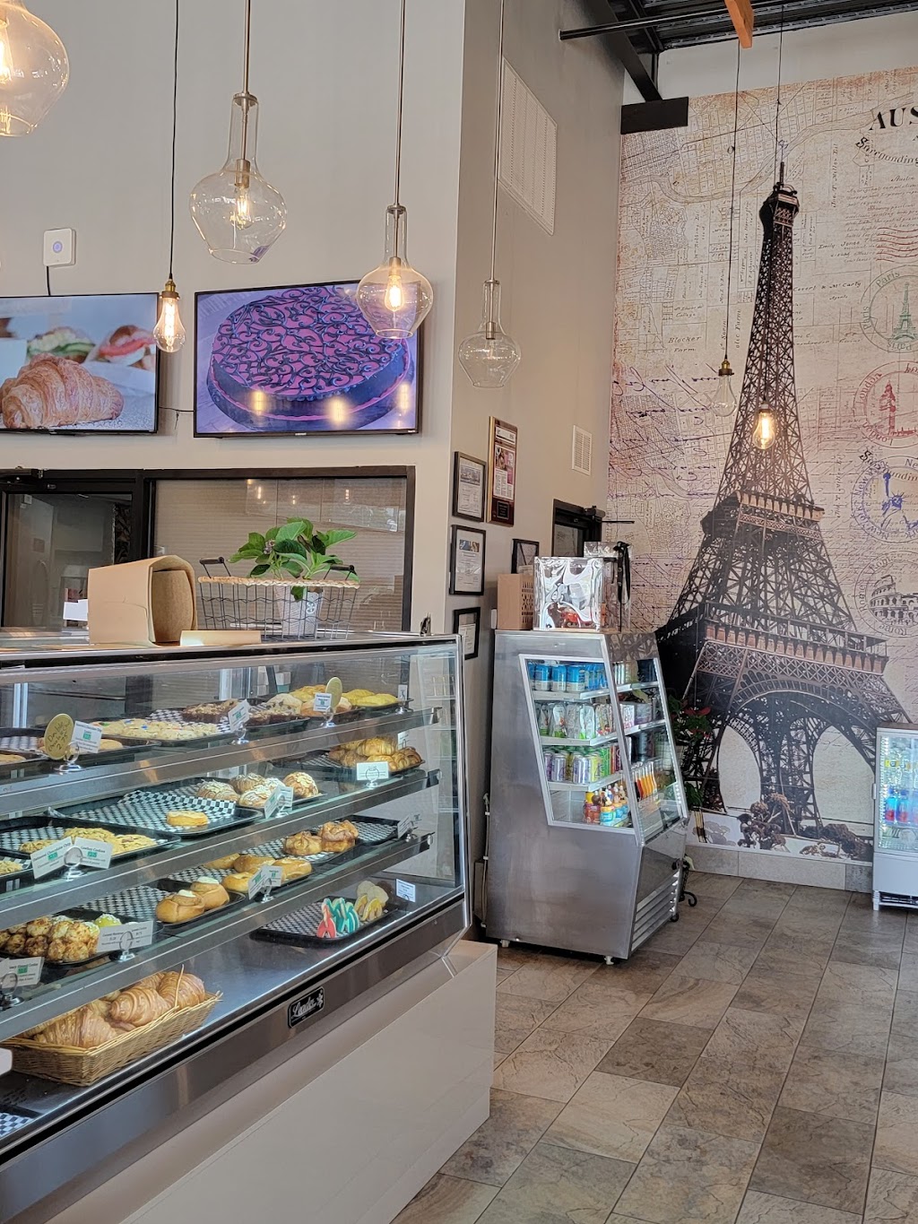 Heavens Bistro Bakery | bakery | 2205 W Parmer Ln #100, Austin, TX 78727, USA | 5123518044 OR +1 512-351-8044