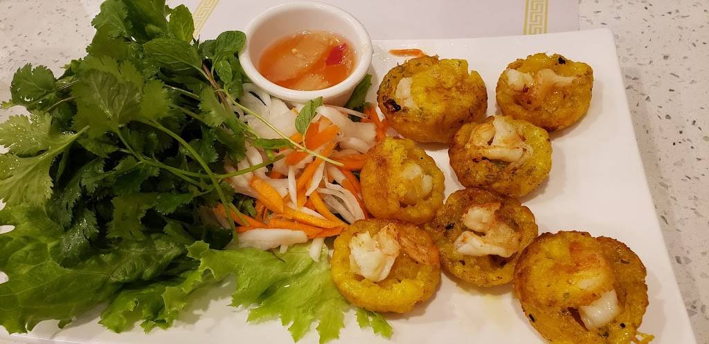 Plates Com Tam Restaurant | restaurant | 1988 Fremont Blvd, Seaside, CA 93955, USA | 8313947653 OR +1 831-394-7653