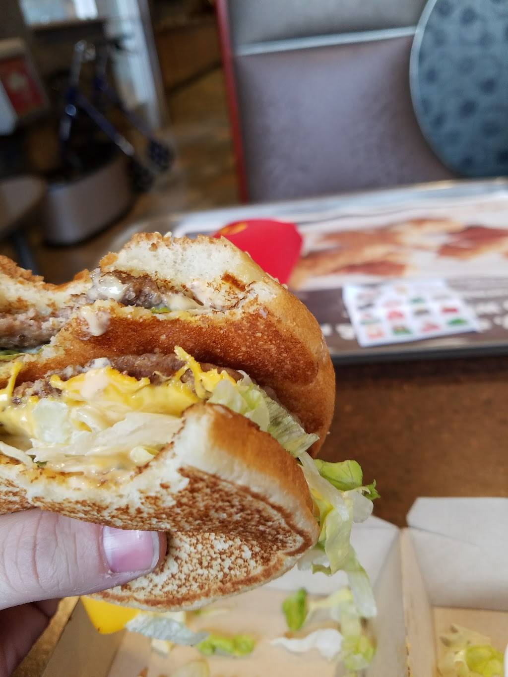 McDonalds | cafe | 1570 Miamisburg Centerville Rd, Centerville, OH 45459, USA | 9374012629 OR +1 937-401-2629