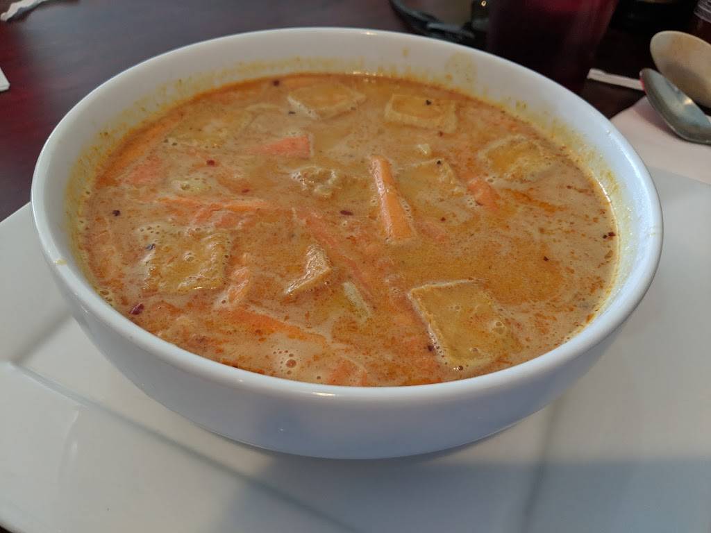 Mai Thai | restaurant | 9939 Redick Cir, Omaha, NE 68122, USA | 4026120590 OR +1 402-612-0590