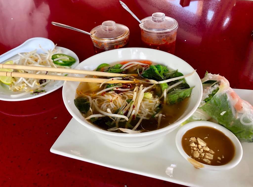 Fuzion Five | restaurant | 285 S Palm Canyon Dr, Palm Springs, CA 92262, USA | 7603226162 OR +1 760-322-6162