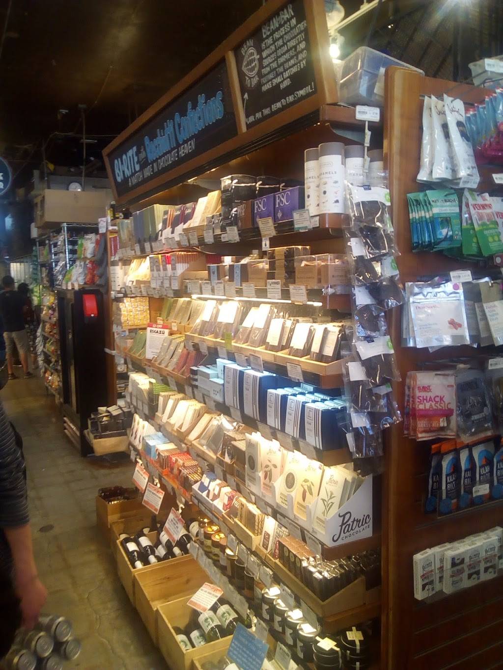 Bi-Rite Market | restaurant | 3639 18th St, San Francisco, CA 94110, USA | 4152419760 OR +1 415-241-9760