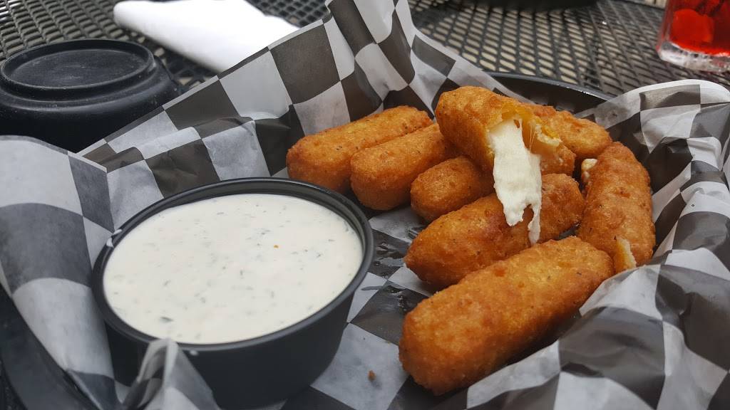 Pumphouse | restaurant | 825 E 2nd St N, Wichita, KS 67202, USA | 3162627867 OR +1 316-262-7867