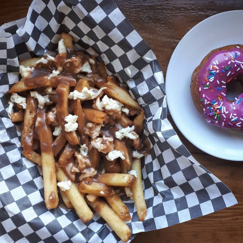 V Food Spot | restaurant | 547 Hamilton Rd, London, ON N5Z 1S5, Canada | 2897008413 OR +1 289-700-8413
