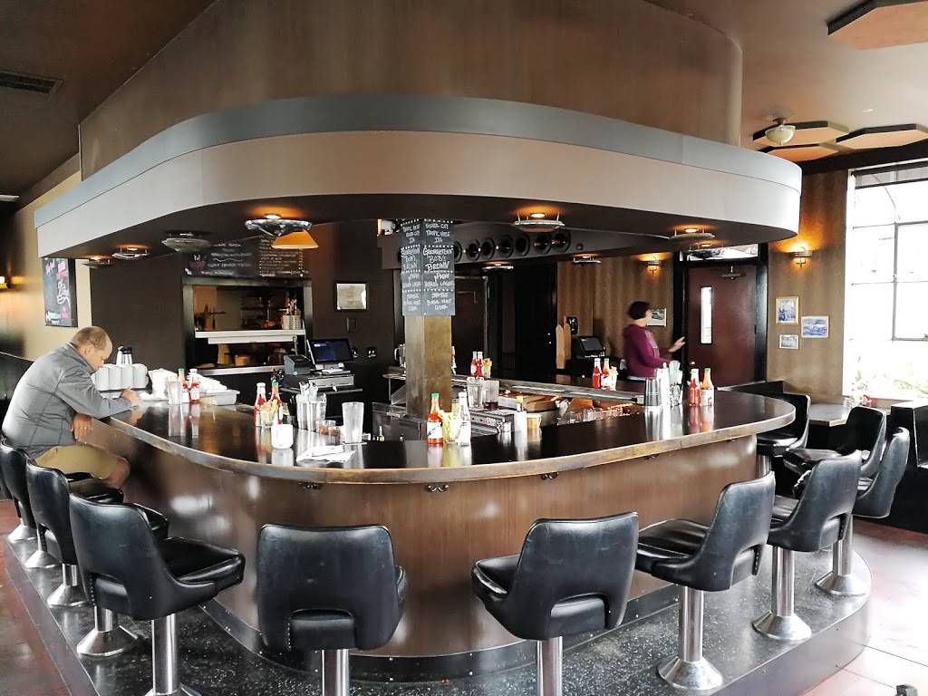 Hudson | restaurant | 5000 E Marginal Way S, Seattle, WA 98134, USA | 2067674777 OR +1 206-767-4777