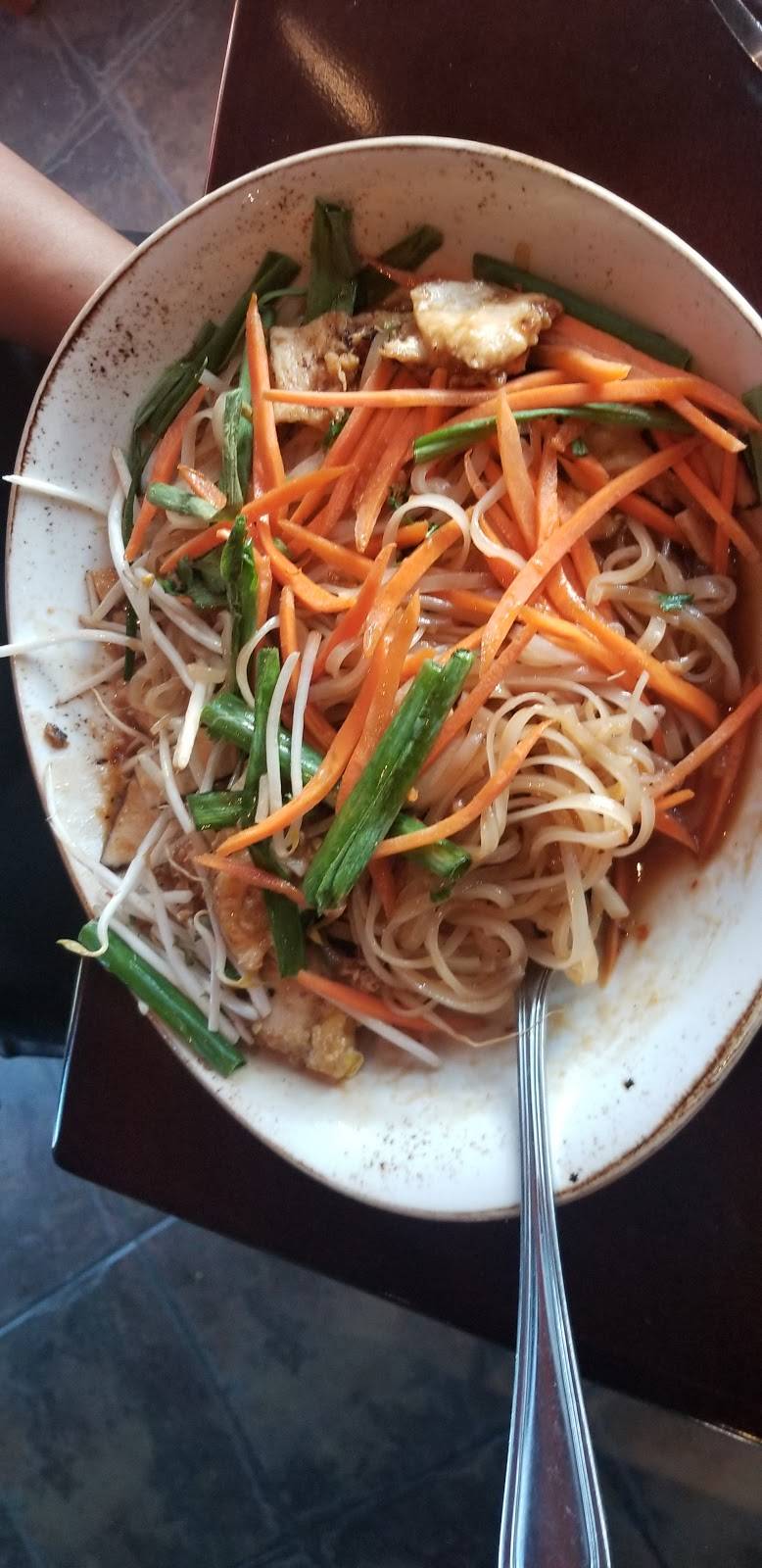 P.F. Changs | meal takeaway | 1600 Settlers Ridge Center Dr, Pittsburgh, PA 15205, USA | 4127882901 OR +1 412-788-2901