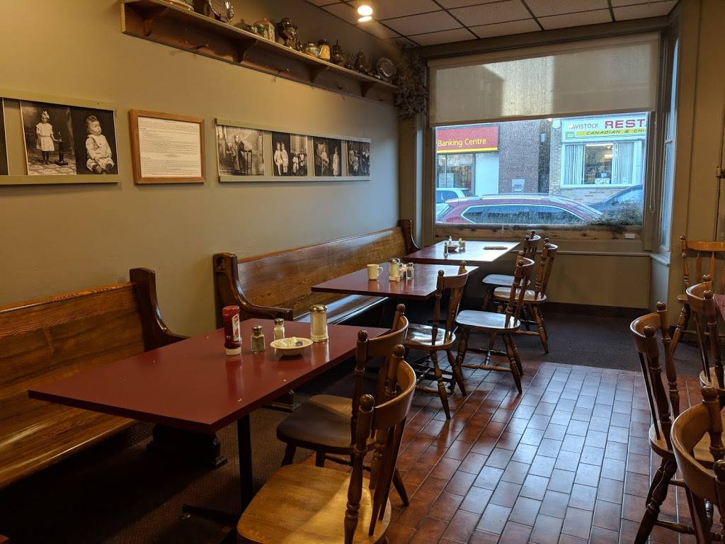 Quehls | restaurant | 33 Woodstock St S, Tavistock, ON N0B 2R0, Canada | 5196552835 OR +1 519-655-2835