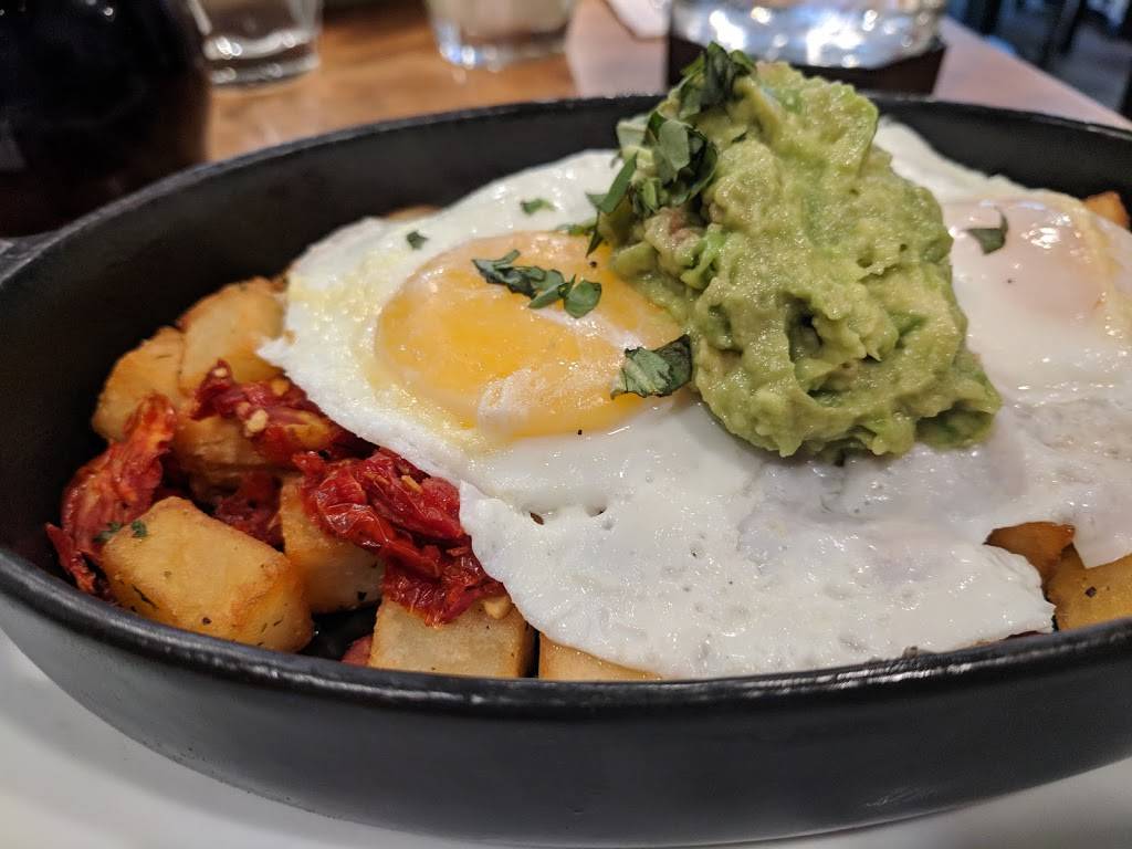 Le Peep Downtown Indy | restaurant | 301 N Illinois St, Indianapolis, IN 46204, USA | 3172373447 OR +1 317-237-3447