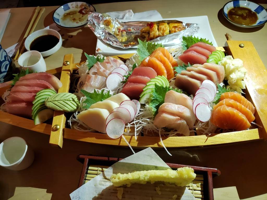 Samurai Sushi Boat | restaurant | 3336 Grand Ave, Oakland, CA 94610, USA | 5104190601 OR +1 510-419-0601