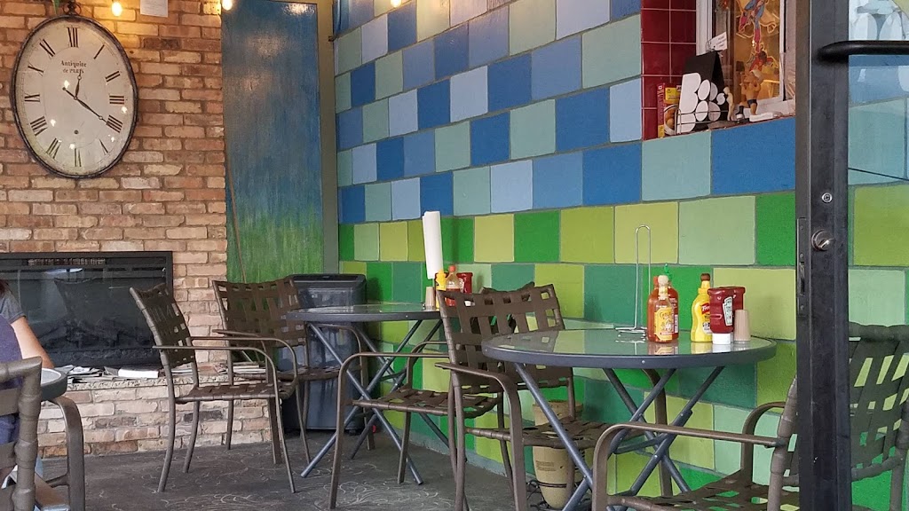 Boo Boos Sandwich Shop | restaurant | 405 S 2nd St, Milwaukee, WI 53204, USA | 4148851532 OR +1 414-885-1532