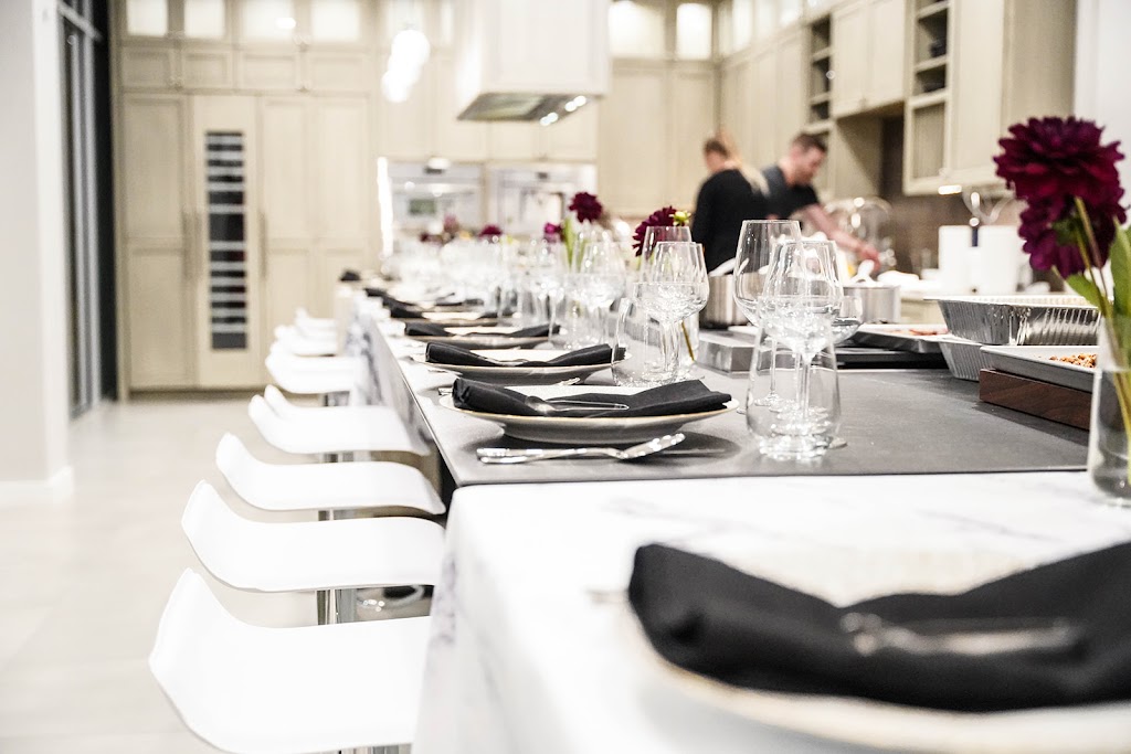 Plated Fine Dining | restaurant | 3005 W Loop S, Houston, TX 77027, USA | 8325105375 OR +1 832-510-5375