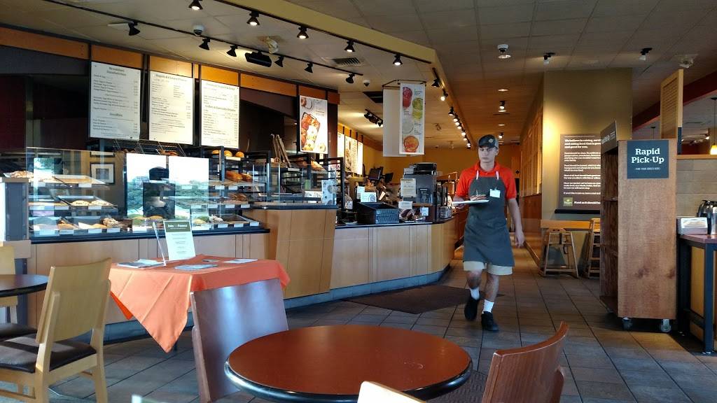 Panera Bread | bakery | 3067 W Shore Dr, Holland, MI 49424, USA | 6167382400 OR +1 616-738-2400