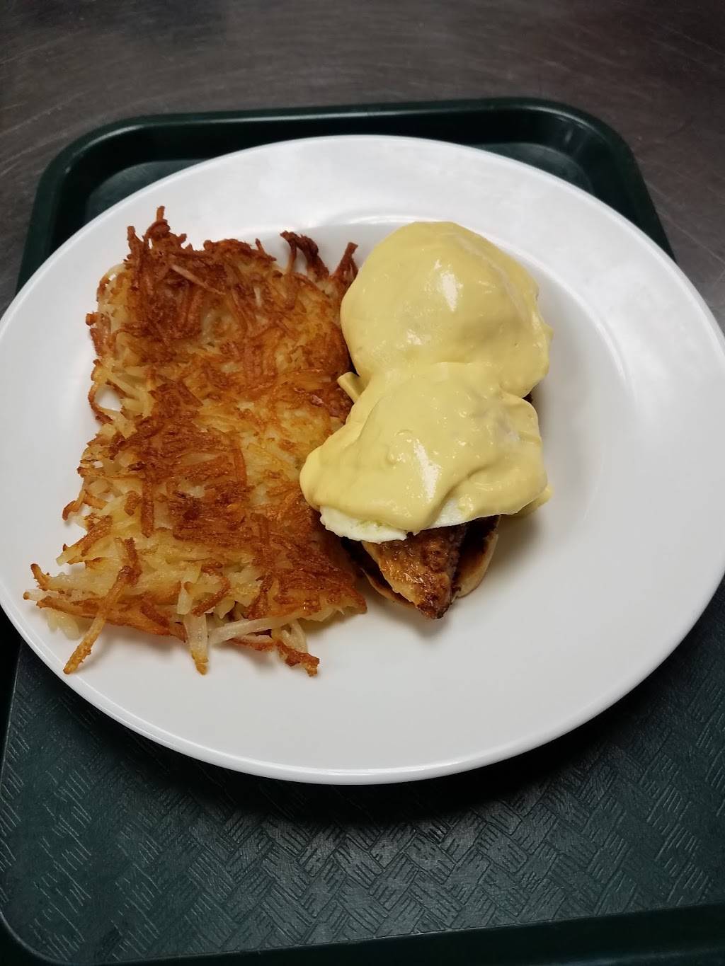 Uptown Cafe Binford | restaurant | 6404-6438 Rucker Rd, Indianapolis, IN 46220, USA | 3174669631 OR +1 317-466-9631