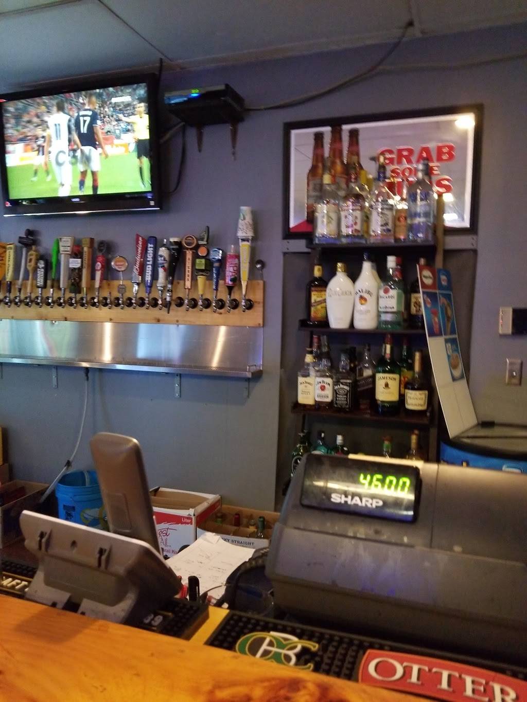 Union Station Billiards | restaurant | 272 St John St, Portland, ME 04102, USA | 2078993693 OR +1 207-899-3693