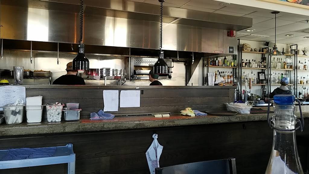 Taco Bettys | restaurant | 212 E State St, Rockford, IL 61104, USA | 8159775650 OR +1 815-977-5650