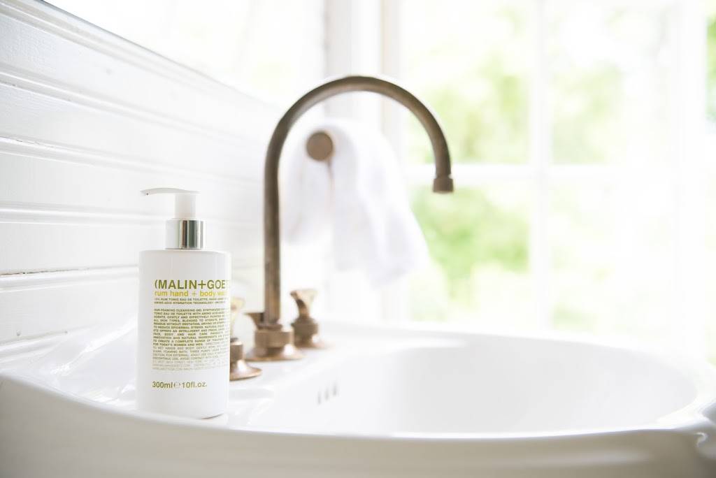 The Clifton |  | 1296 Clifton Inn Dr, Charlottesville, VA 22911, USA | 4349711800 OR +1 434-971-1800