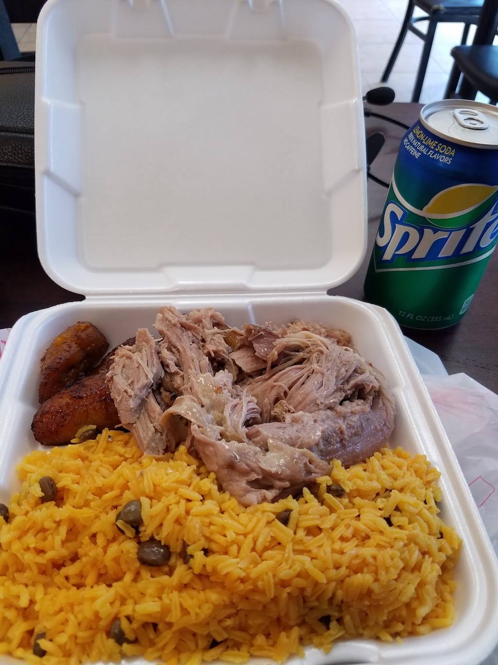 Versalles Cafe | cafe | 9036 S Orange Ave, Orlando, FL 32824, USA | 4075829740 OR +1 407-582-9740