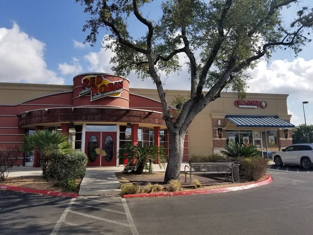 Red Robin Gourmet Burgers and Brews | restaurant | 1750 N Loop 1604 E Ste 102, San Antonio, TX 78232, USA | 2104942500 OR +1 210-494-2500