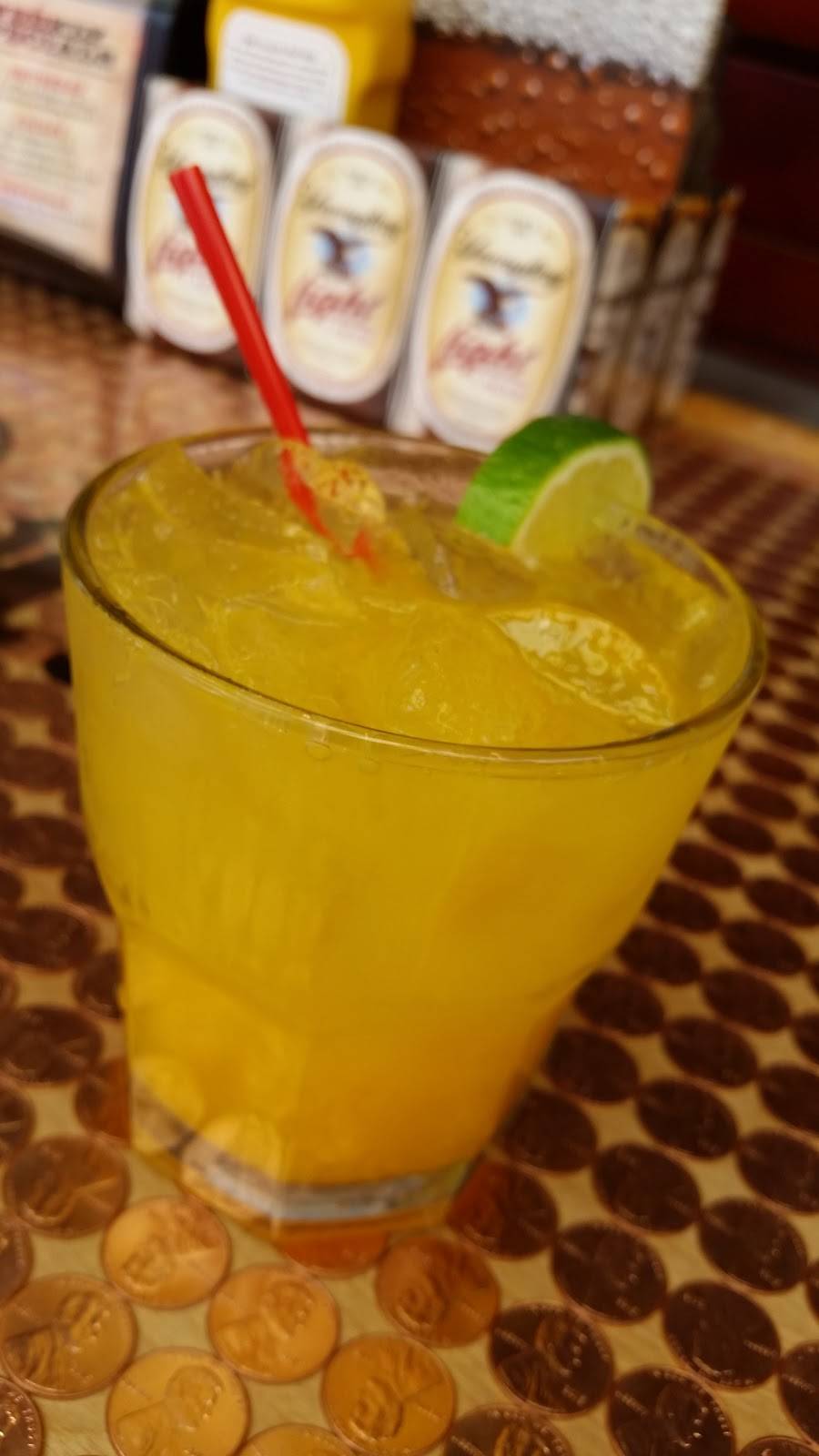 Mail Pouch Saloon | restaurant | 102 W Main St, Haskins, OH 43525, USA | 4198067616 OR +1 419-806-7616