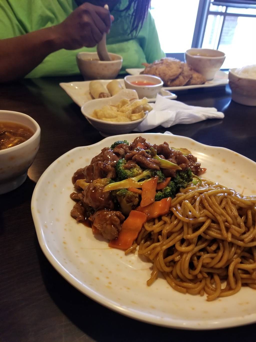 Wok N Roll | restaurant | 2924 S Church St, Murfreesboro, TN 37127, USA | 6156173617 OR +1 615-617-3617