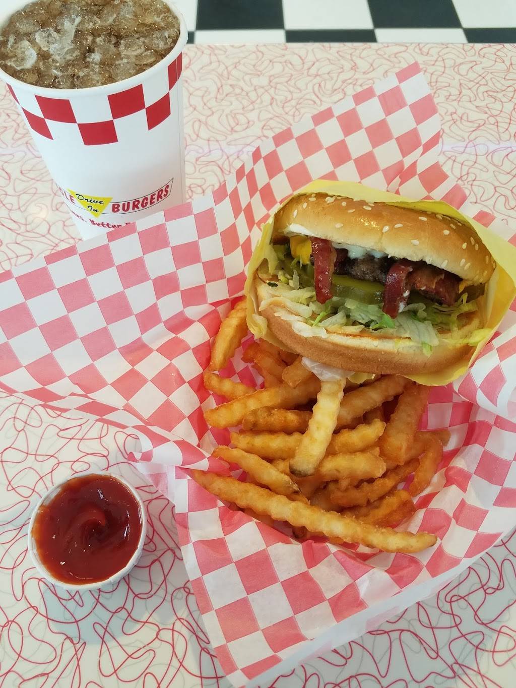 Triangle Drive-In | restaurant | 1330 E Tulare Ave, Tulare, CA 93274, USA | 5595710779 OR +1 559-571-0779