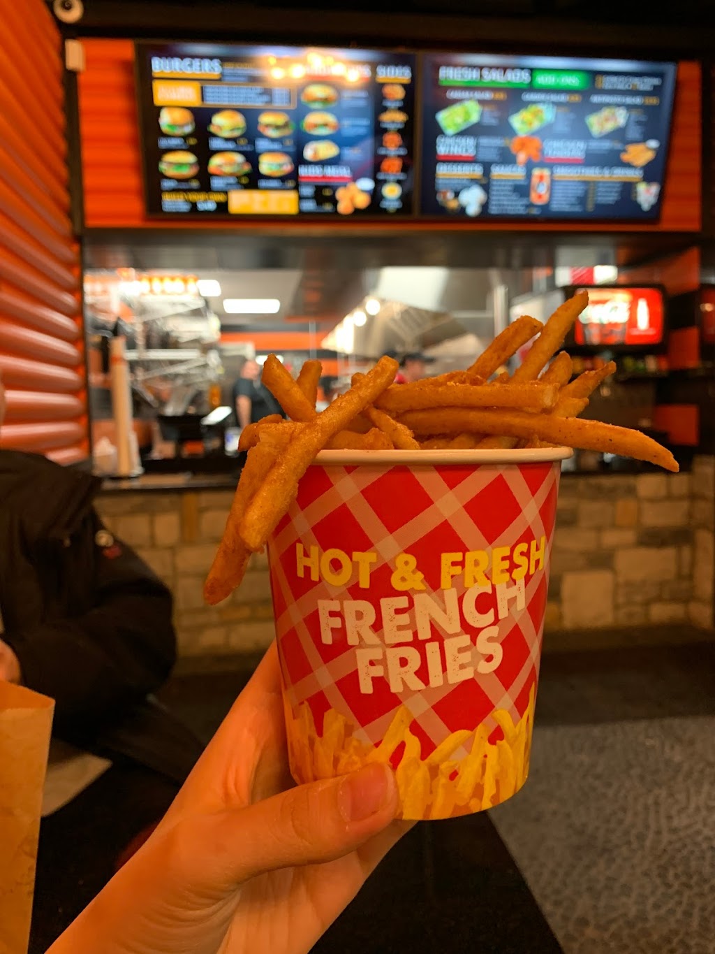 11/11 Burgers & Fries Novi | restaurant | 39601 Grand River Ave, Novi, MI 48375, USA | 2488121111 OR +1 248-812-1111