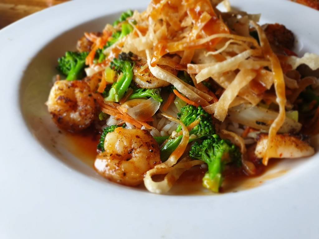 Applebees Grill + Bar | restaurant | 1517 E Bert Kouns Industrial Loop, Shreveport, LA 71105, USA | 3187959595 OR +1 318-795-9595