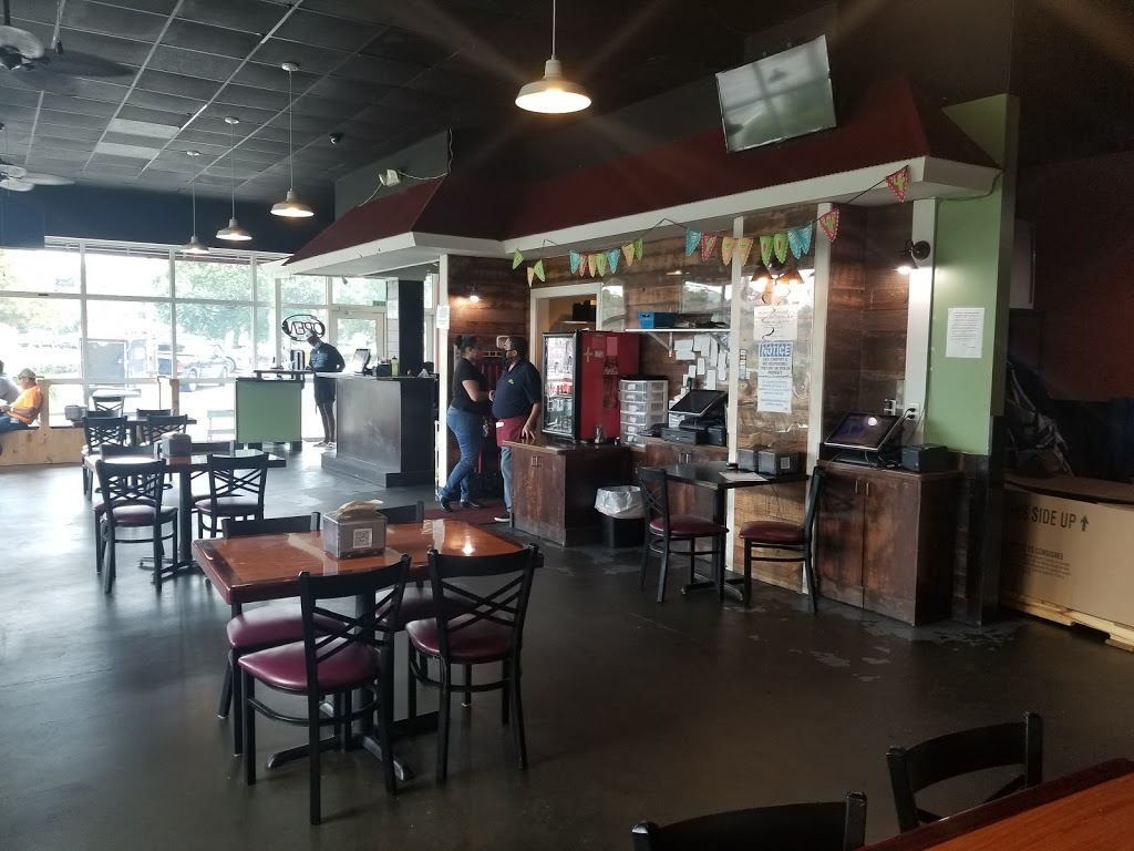 Rio Méxican Restaurant | restaurant | 6401 Airport Blvd, Mobile, AL 36608, USA | 2515868719 OR +1 251-586-8719