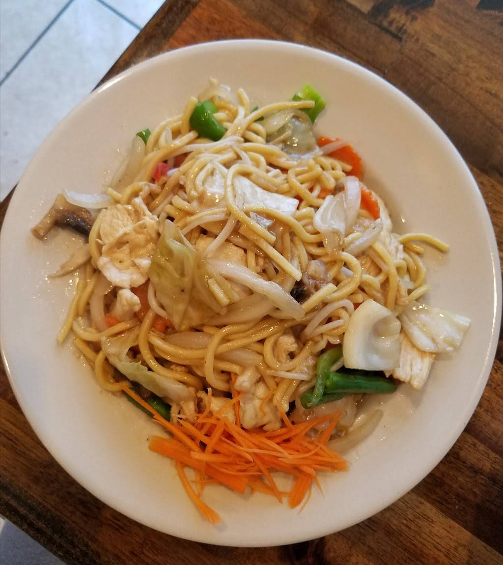 Thai Chili Asian Bistro | restaurant | 9203 Lee Hwy #12, Ooltewah, TN 37363, USA | 4237775055 OR +1 423-777-5055