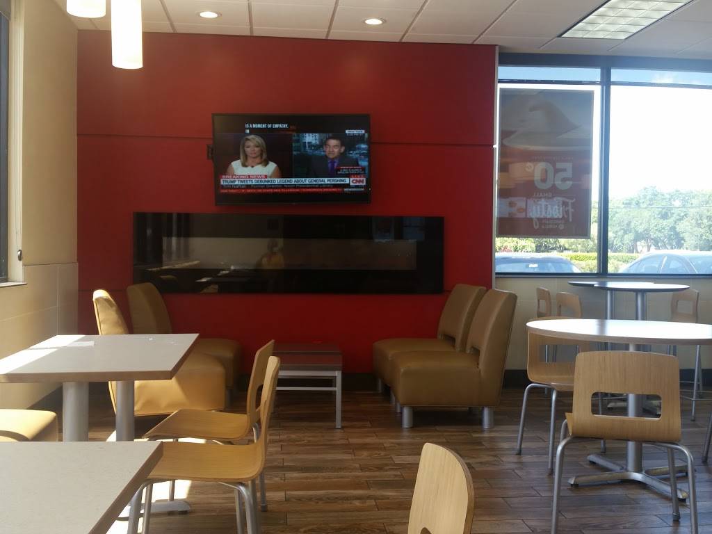 Wendys | restaurant | 930 NW 62nd St, Fort Lauderdale, FL 33309, USA | 9547726032 OR +1 954-772-6032