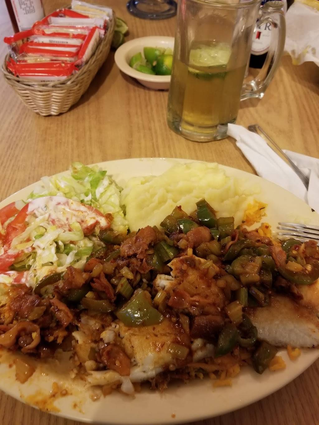 Playa Azul | restaurant | 1840 Lee Trevino Dr # 101, El Paso, TX 79936, USA | 9155906518 OR +1 915-590-6518