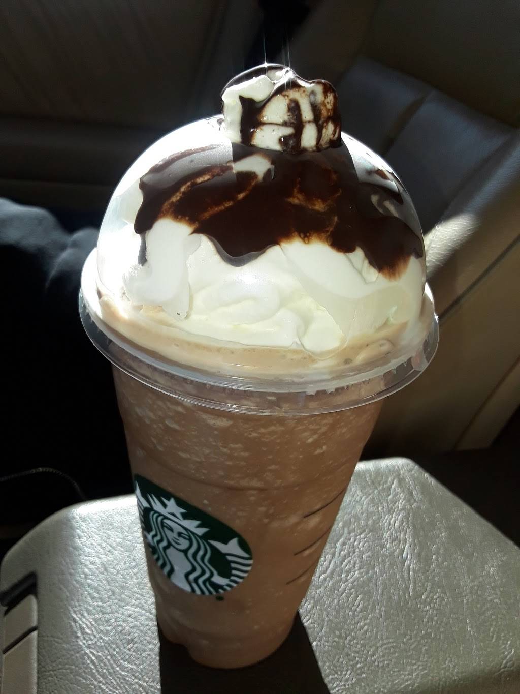 Starbucks | cafe | 820 Woodside Rd, Redwood City, CA 94061, USA | 6502990327 OR +1 650-299-0327