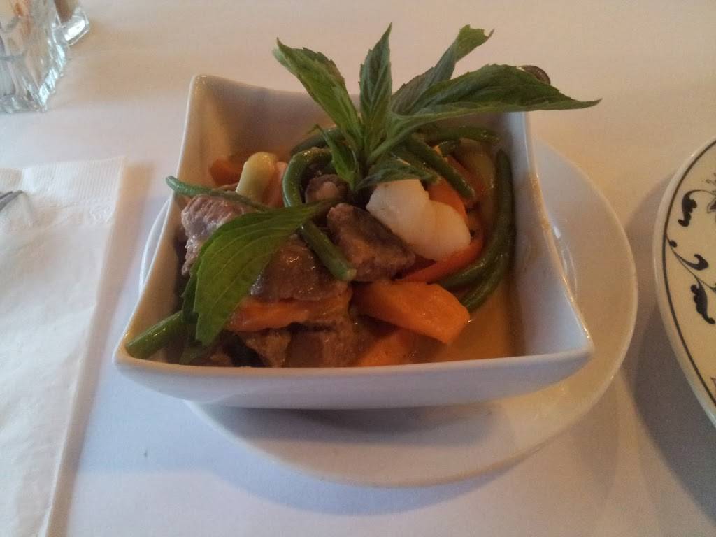 Restaurant Banlao | restaurant | 2690 Ch Ste-Foy, Québec, QC G1V 1V4, Canada | 4186528188 OR +1 418-652-8188