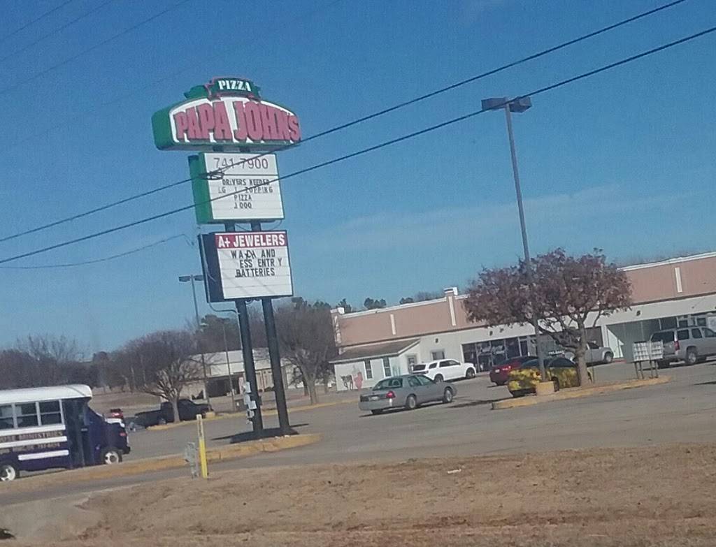 Papa Johns Pizza | restaurant | 1040 S Douglas Blvd, Midwest City, OK 73130, USA | 4057417900 OR +1 405-741-7900