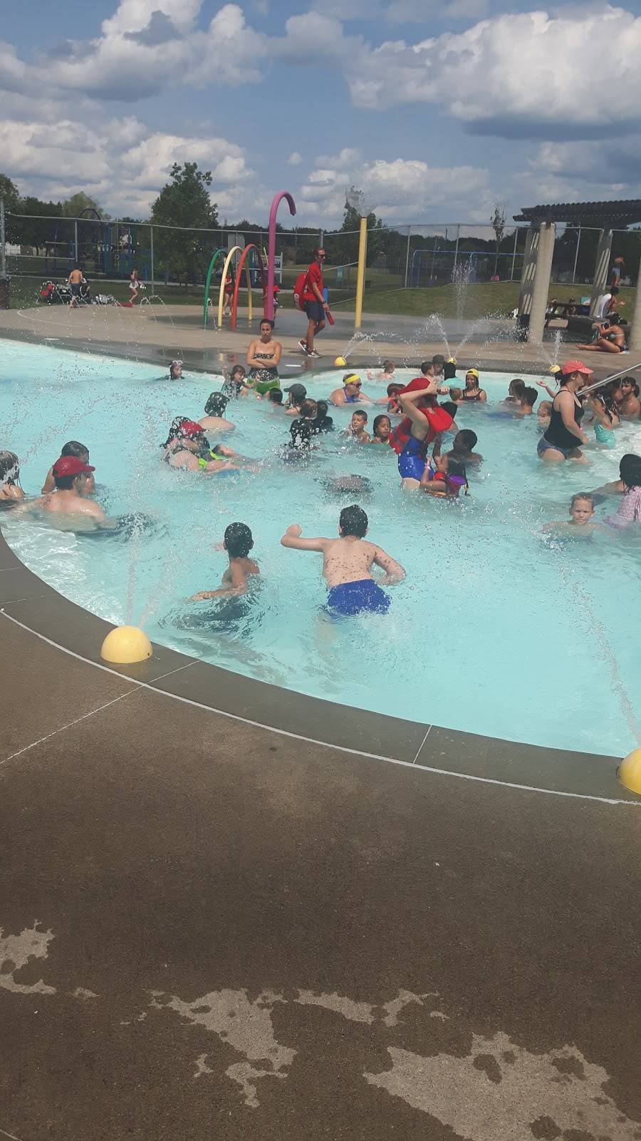 Remington Booster Pool | restaurant | 701 Edinborough St, Windsor, ON N8X 5E9, Canada | 5192556465 OR +1 519-255-6465