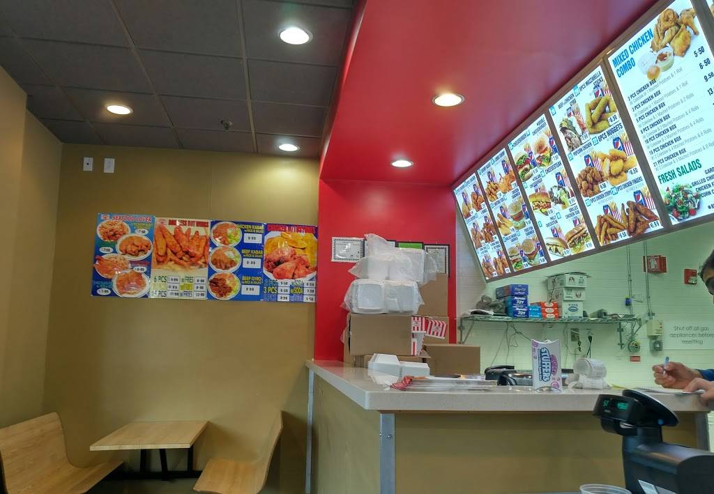 Crown Fried Chicken | restaurant | 10 Weed St, Marlborough, MA 01752, USA | 5084850690 OR +1 508-485-0690