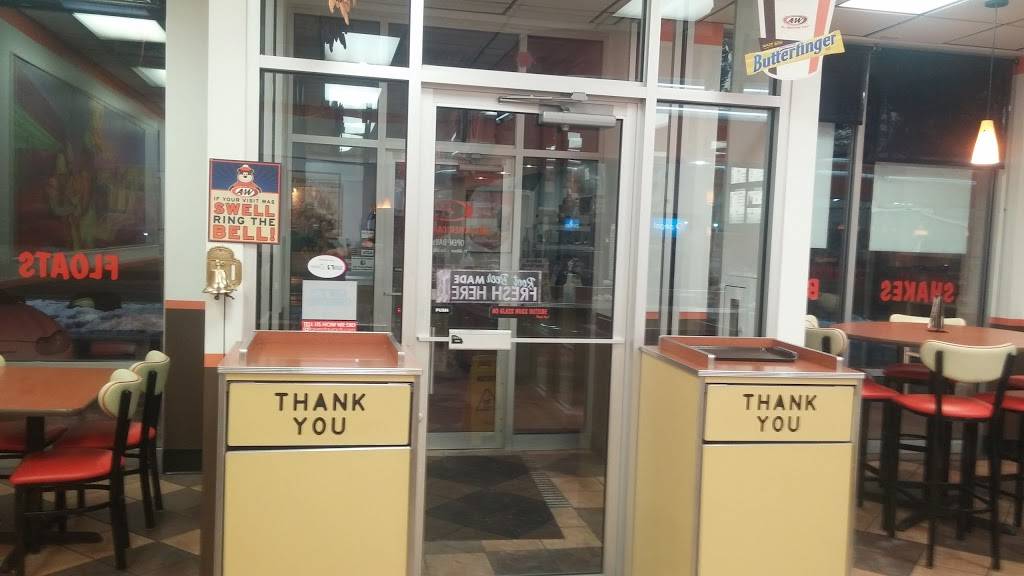 A&W Restaurant | restaurant | 2145 University Ave, Green Bay, WI 54302, USA | 9204068212 OR +1 920-406-8212