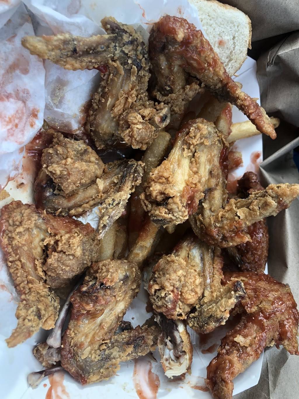 Super JJ Fish & Chicken | restaurant | 213 S Larkin Ave, Joliet, IL 60436, USA | 8157250802 OR +1 815-725-0802