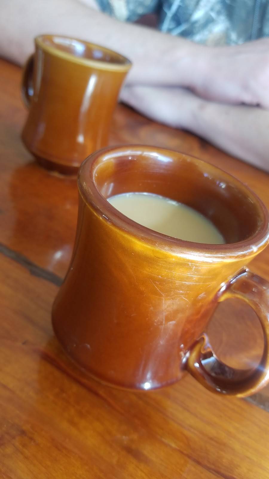 BJs Kountry Kitchen | restaurant | 4065 E Ashlan Ave, Fresno, CA 93726, USA | 5592225206 OR +1 559-222-5206