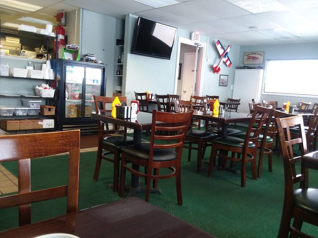 Prop Blast Cafe | restaurant | 302 Airport Dr, Coldwater, MI 49036, USA | 5177816000 OR +1 517-781-6000